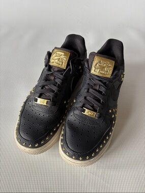 Nike Air Force 1 Low ‘07 XX Star Studded Woman’s Size 7 Sneakers
